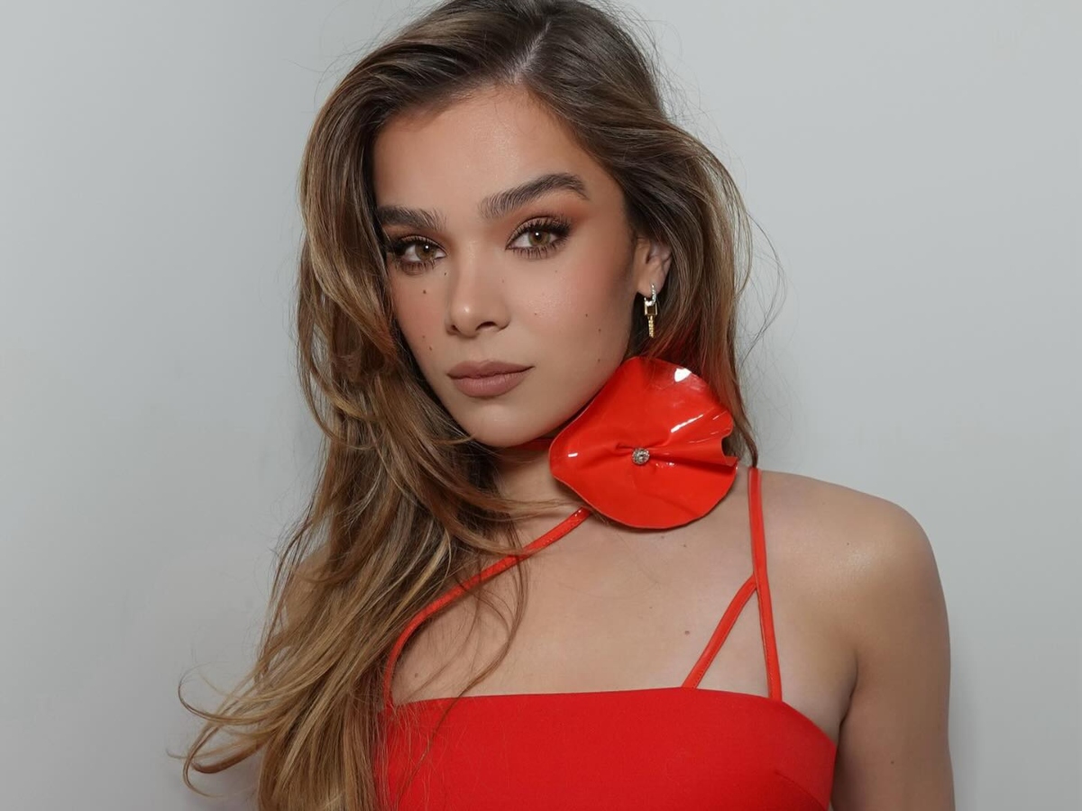 Hailee Steinfeld: Έκοψε τα μαλλιά της στο πιο χαριτωμένο bob