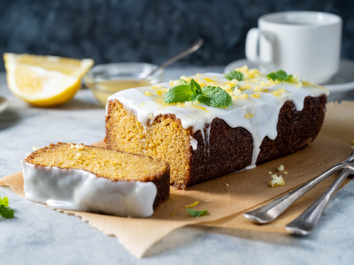 Συνταγή για ζουμερό lemon cake – Τέλειο για να συνοδεύσεις τον καφέ σου