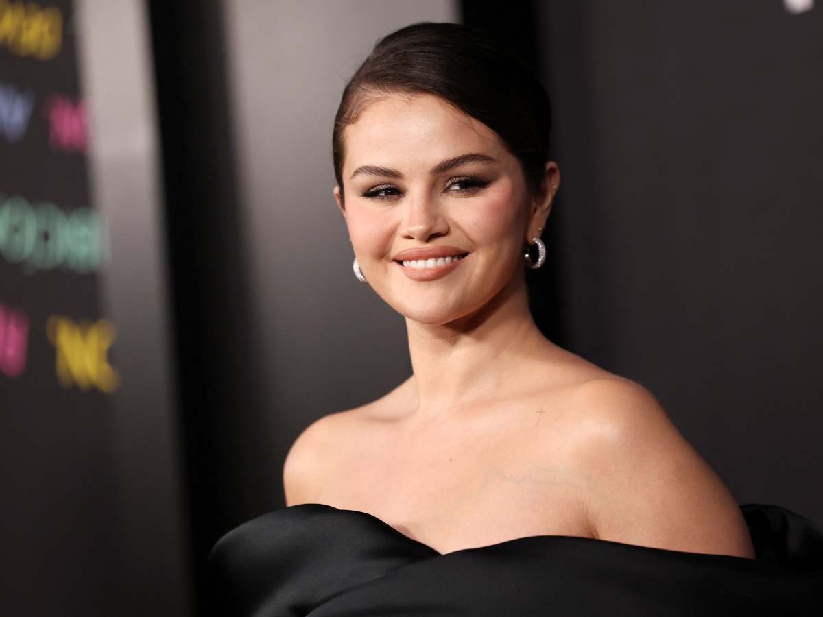 Selena Gomez: Με ένα ακόμη χτένισμα που είναι μεγάλη τάση τον φετινό χειμώνα