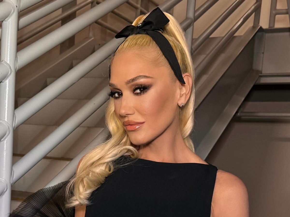 Gwen Stefani: 4 φορές που υιοθέτησε τα ωραιότερα ρετρό γιορτινά χτενίσματα