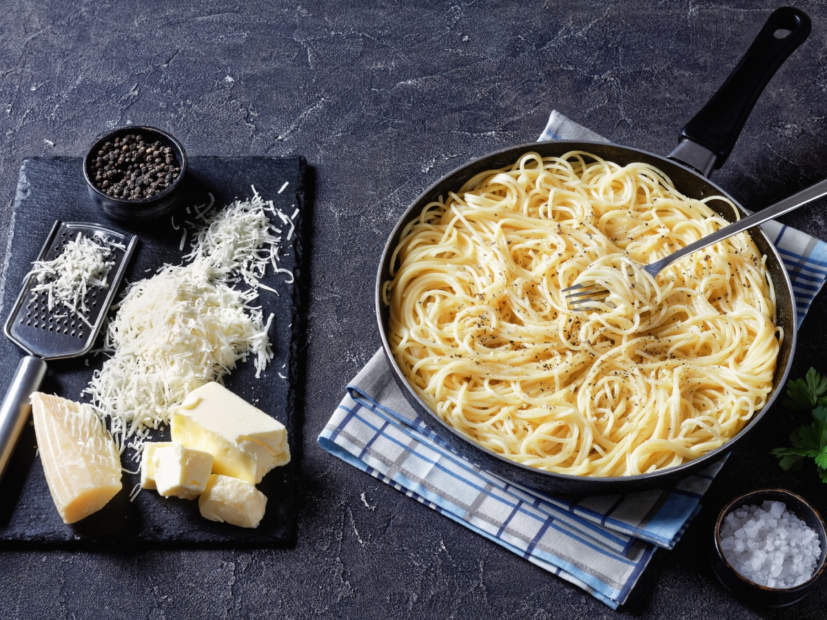 Συνταγή για σπαγγέτι cacio e pepe