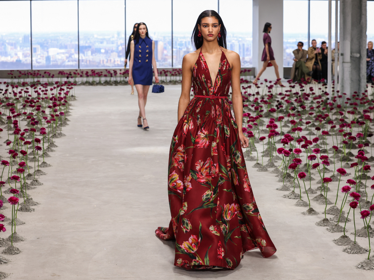 NYFW: Η συλλογή της Carolina Herrera έφερε την άνοιξη μέσα στον χειμώνα!